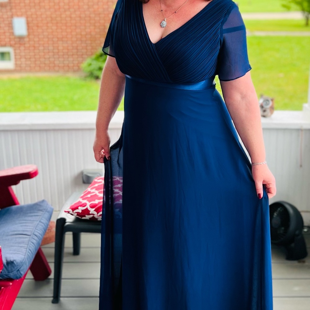 Ever-pretty empire waist dress. Sz16